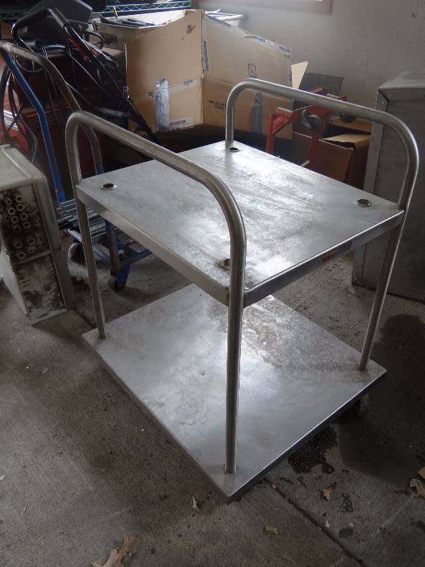 lot 348 image: Hollymatic Fully Stainless Cart