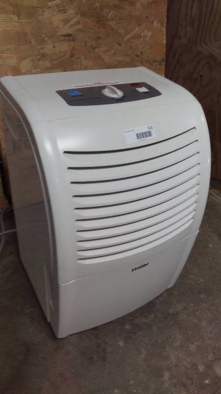 lot 111 image: Hair Portable Dehumidifier 30 Pint