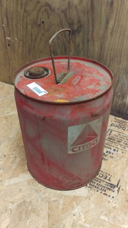 lot 139 image: Citgo Metal Gas Can