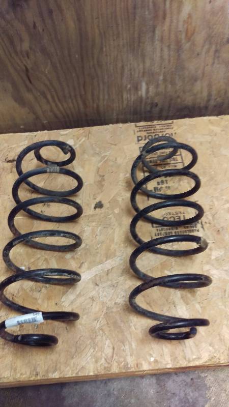 lot 148 image: Coil Springs