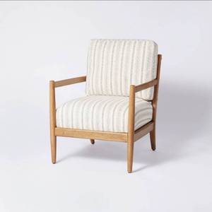 lot 2500 image: Park Valley Ladder Back Accent Chair (MISSING BACK CUSHION)