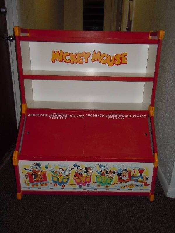 Vintage mickey shop mouse toy box