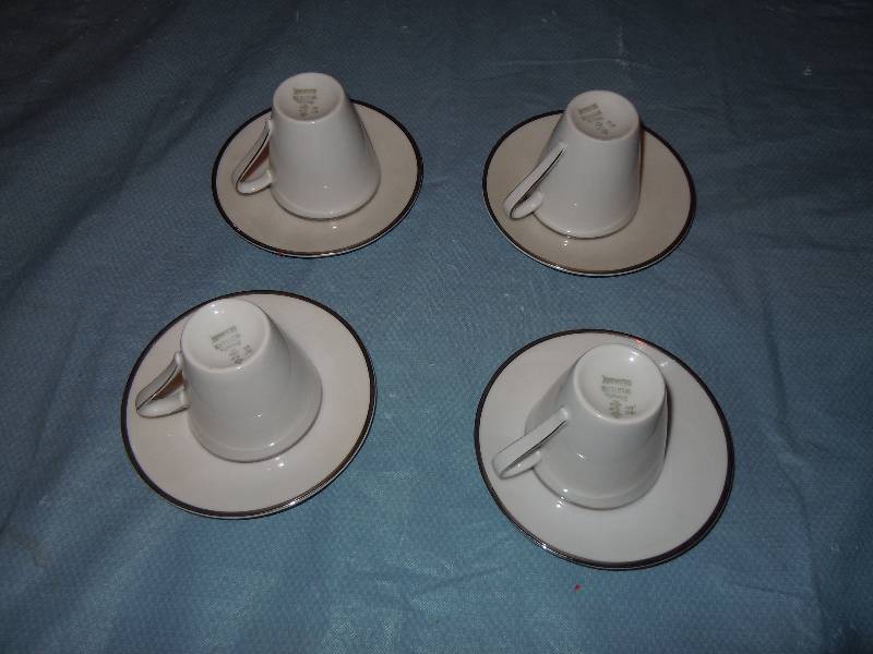 lot 5154 image: Bavarian Teacup Set