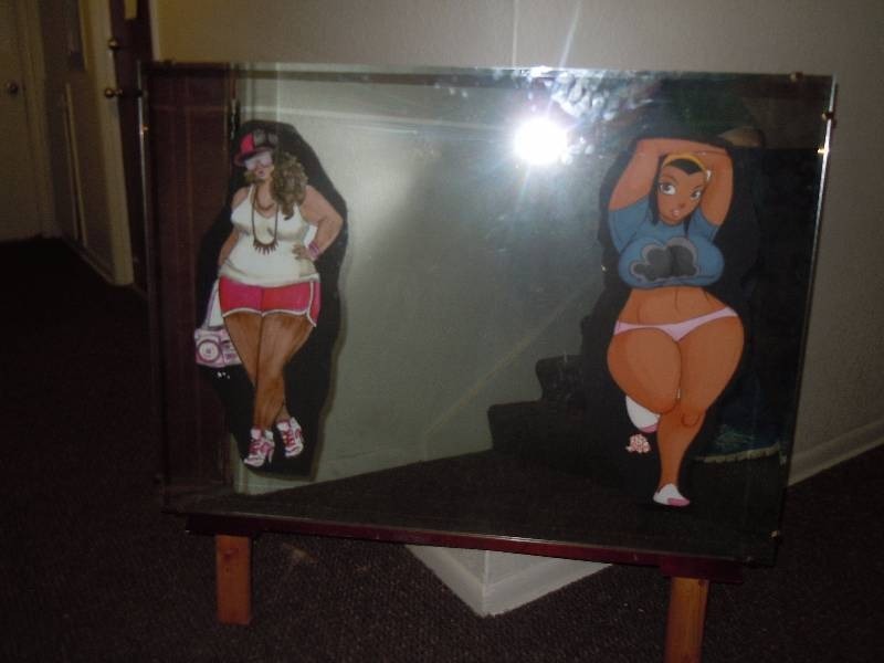 lot 21 image: Mirror
