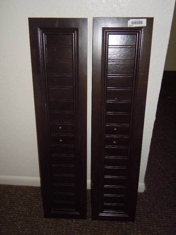 lot 1141 image: Pair of Shutters