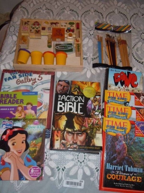 lot 498 image: Lot of Random Items