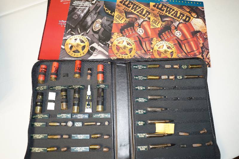lot 6008 image: Winchester Salesman Ammo Sample
