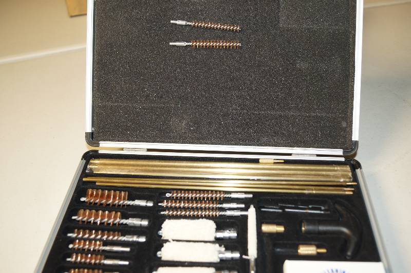 lot 6023 image: Cleaning Kit with nice case