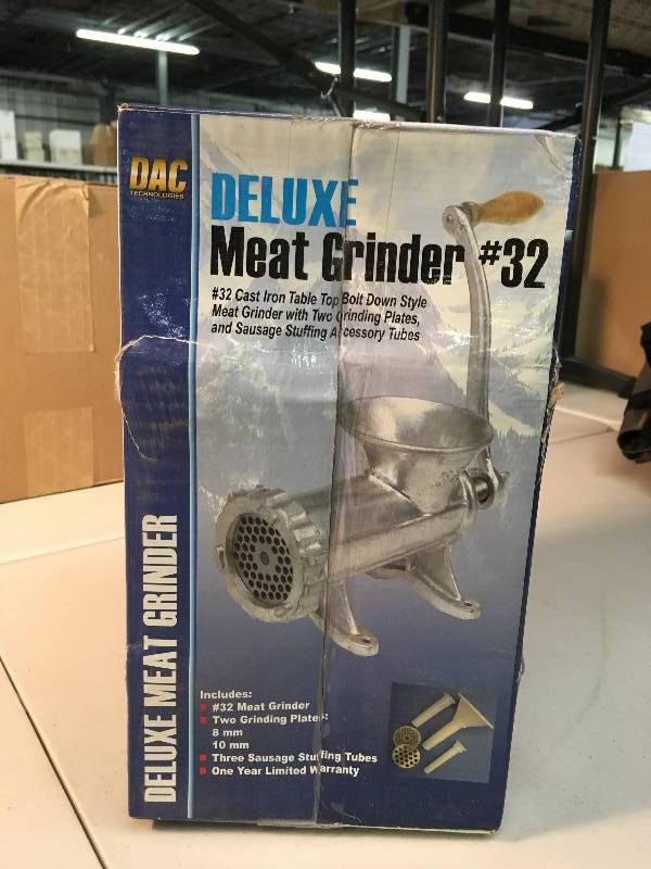 lot 6094 image: Deluxe #32 Meat Grinder NIB
