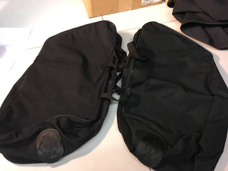 lot 6111 image: Harley Davidson Bags (2)