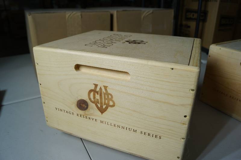 lot 6041 image: Wooden Wine Crate Gundlach Bundschu
