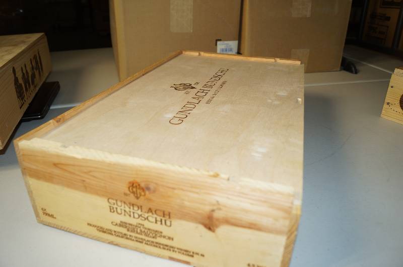 lot 6045 image: Wooden Wine Crate Gundlach Bundschu
