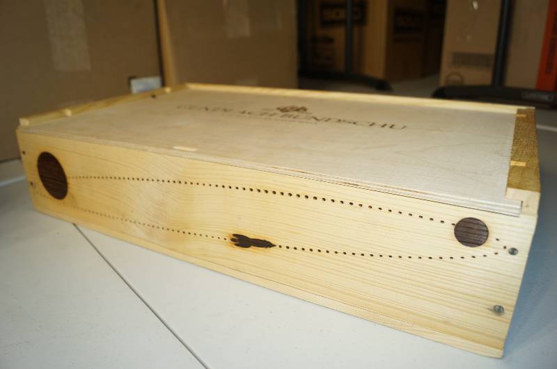 lot 6046 image: Wooden Wine Crate Gundlach Bundschu