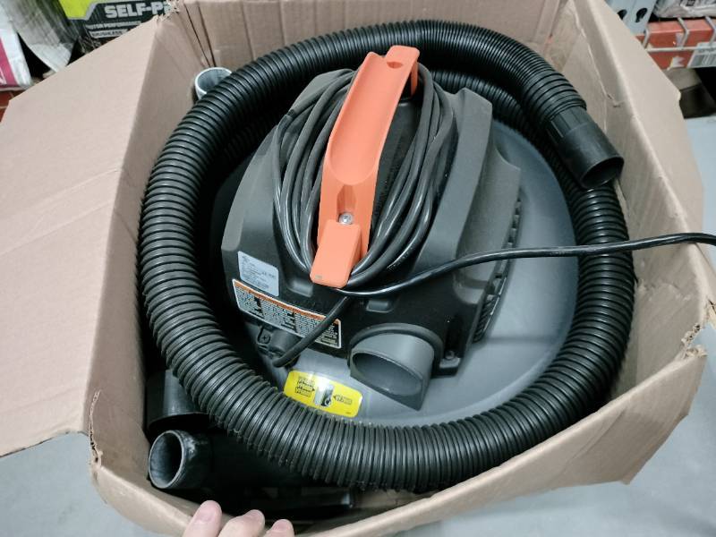 RIDGID 6 Gal. 3.5-Peak HP NXT Wet/Dry Shop Vacuum with Filter