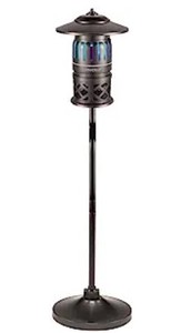 lot 2180 image: Dynatrap Bug Zapper On Metal Stand