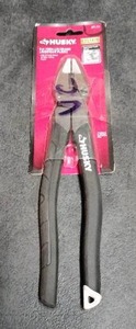 lot 3303 image: Husky 9 High Leverage Linesman Pliers