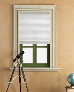 lot 5426 image: Mainstays 1 Cordless Vinyl Mini Blind