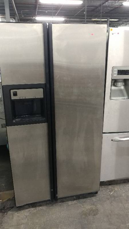 lot 8412 image: Frigidaire 2 Door Stainless Front Household Refrigerator