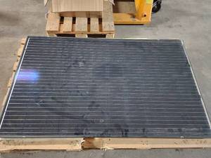 lot 2072 image: Trina Solar Smart Technology Panel