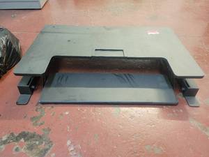 lot 15660 image: 36in Vivo Computer Stand
