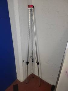 lot 15686 image: Tri POD Stand