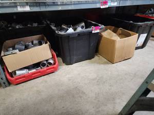 lot 47041 image: Contents Under Shelf&nbsp