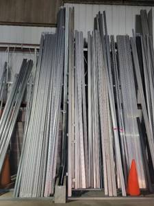 lot 15772 image: Lot of 55 Iron Ridge Rails&nbsp