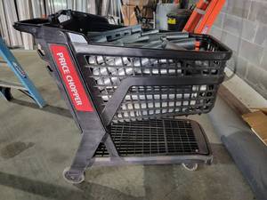 lot 15783 image: Cart of Galvanized Steel Piping&nbsp