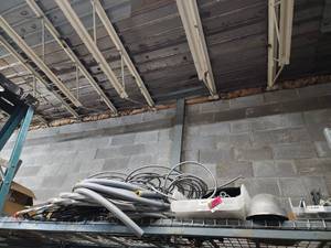 lot 47050 image: Contents of Shelf Including, Centaur Rigid LL Body, Aluminum Conduit, IVC Wire and Cable, and More