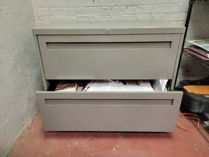 lot 15742 image: Gray 2-Drawer Filing Cabinet and 2 White Boards