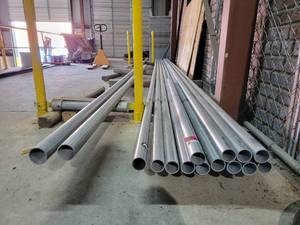 lot 15751 image: Lot of 14 Galvanized Steel 24ft Poles