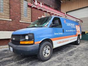 lot 1005 image: 2014 Chevrolet Van