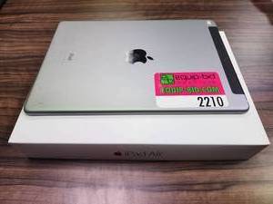lot 2210 image: Apple IPad