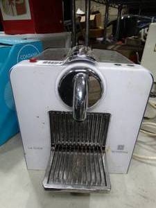 lot 33367 image: Nespresso Le Cube  Ice Maker