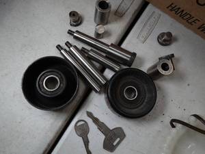 lot 33390 image: Automotive Idlers and More