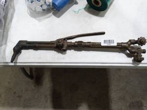 lot 33435 image: Victor C1450 Welding Torch