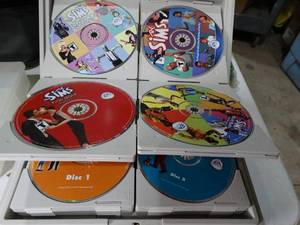 lot 33441 image: Case Full of Sims Computer Games