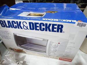 lot 33484 image: Toaster Oven Box