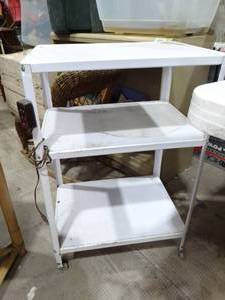 lot 33502 image: Vintage Metal Kitchen Rack