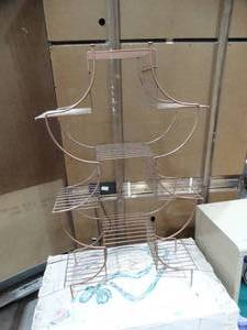 lot 33506 image: Mid Century Unique Metal Plant Stand