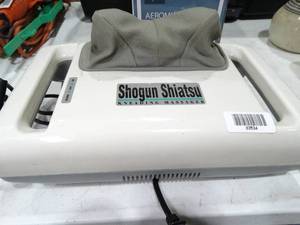 lot 33534 image: Shogun Shaitsu Kneading Massager