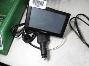 lot 33535 image: Garmin GPS w 12v Plug - for Car