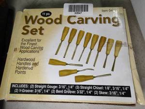 lot 33547 image: Wood Carving Tool Kit