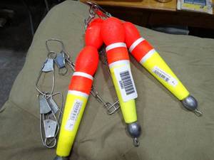 lot 33580 image: (3) Fishing  Popping Float - Bobbers