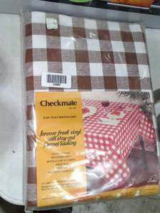 lot 33585 image: Picnic Tablecloth