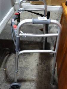 lot 33603 image: Drive 2 Wheeled Walker