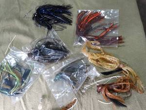 lot 33611 image: Bag of Fishing Lures