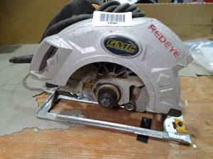lot 33644 image: GMC Redeye 14 Amp Circular Saw  Read
