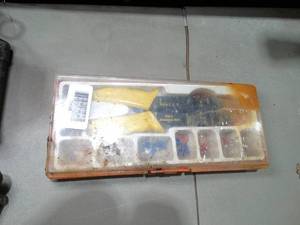 lot 33645 image: Electrical Pliers and Connectors