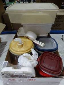 lot 33686 image: Variety Of Plastic Food Containers